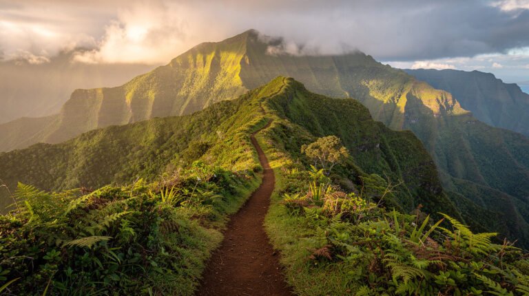 Best Hikes on Kauai, Ranked by Who Should Actually Attempt Them